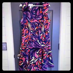 Colorful and flirty v-neck dress!